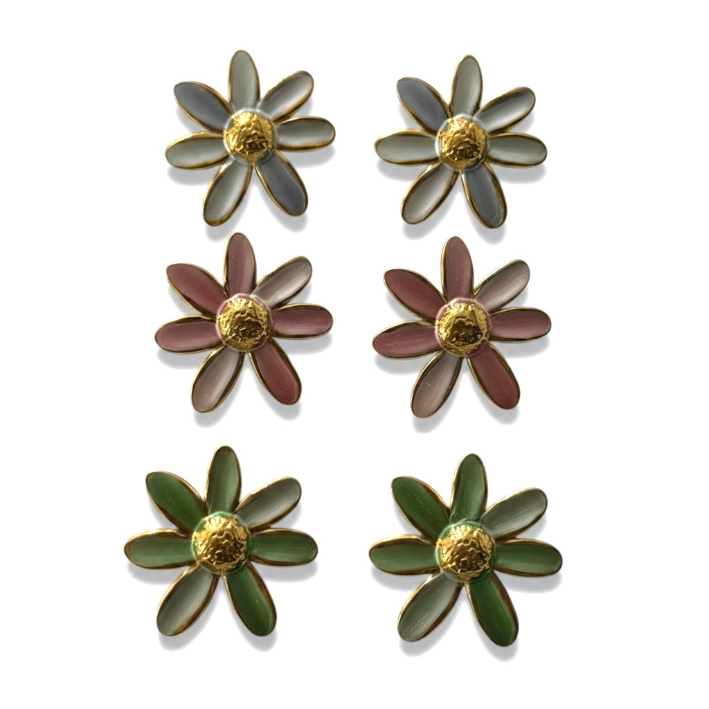 Wildflower Daisy Studs